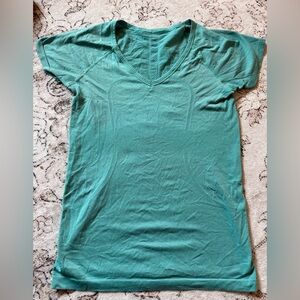 Lululemon Swiftly Tech Short Sleve